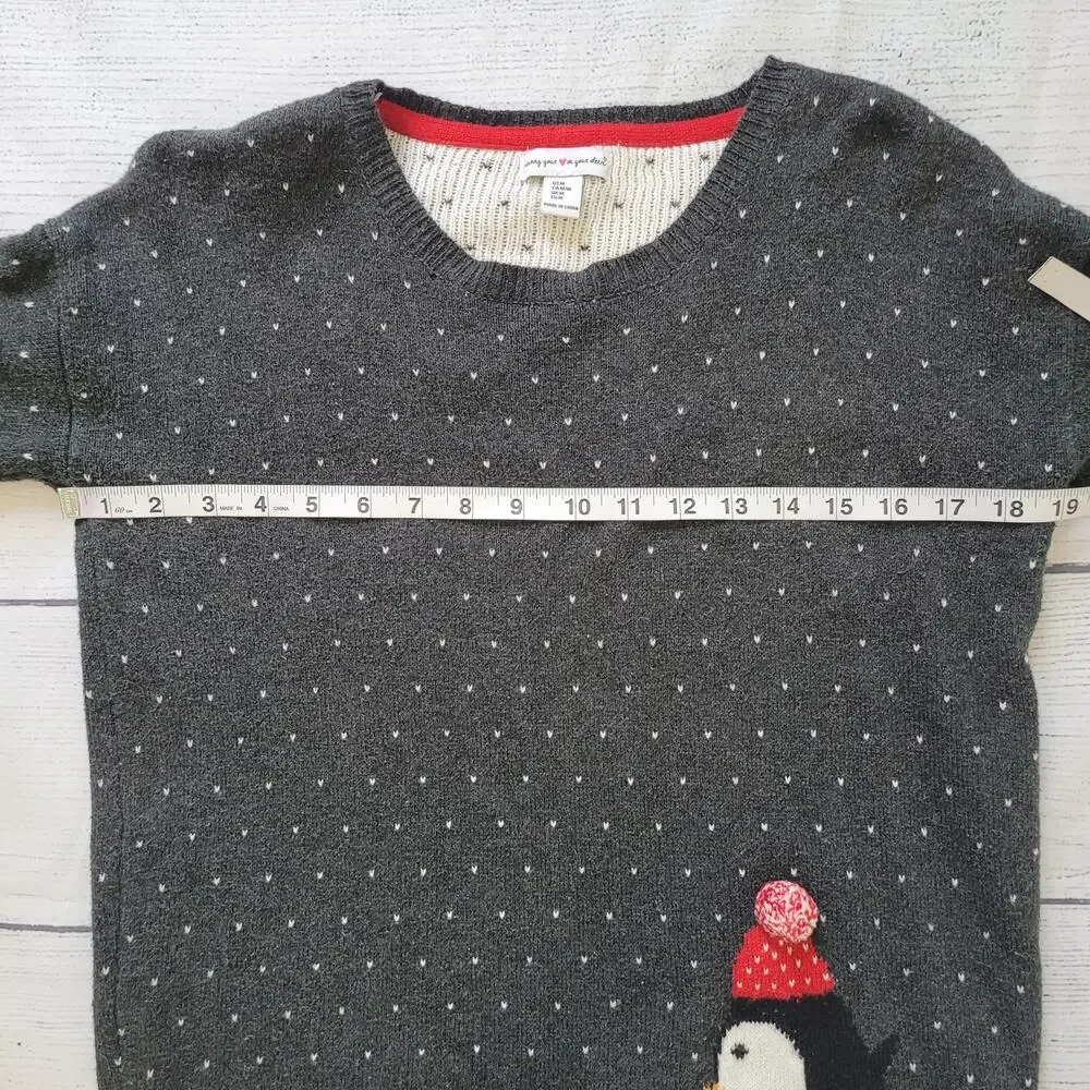Wearing Your‎ Heart On Your Sleeve	Size	M Grey Heart Polka Dot Penguin Sweater